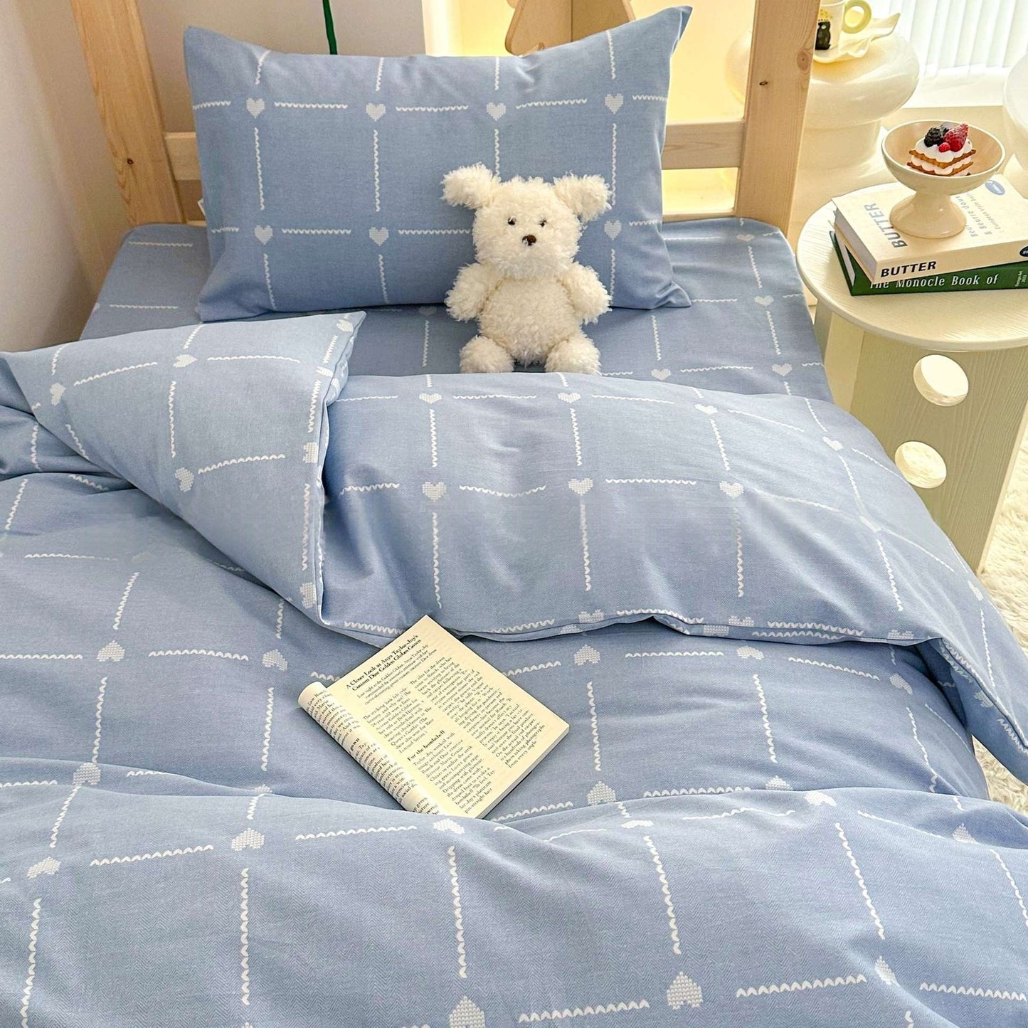 100% washed 7-piece bed set, suitable for all seasons, detachable and washable, including a complete set of quilts, quilt covers, pillows, pillowcases, bed sheets, mattresses and bath towels